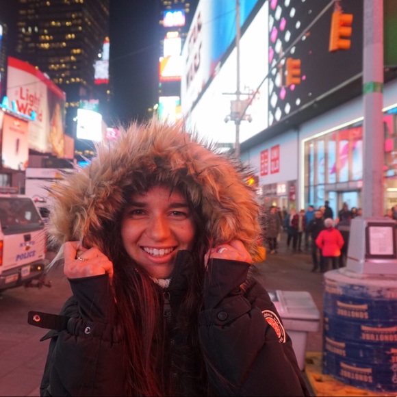 Meet your Posher, Jenna - Picture 6 of 8